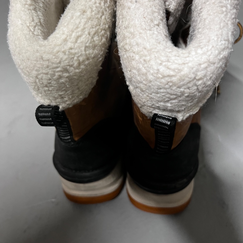 Carhartt Women's Pellston Waterproof Insulated 8 inch Boot, Tan Nubuck WOMENS 10 - Picture 7 of 14